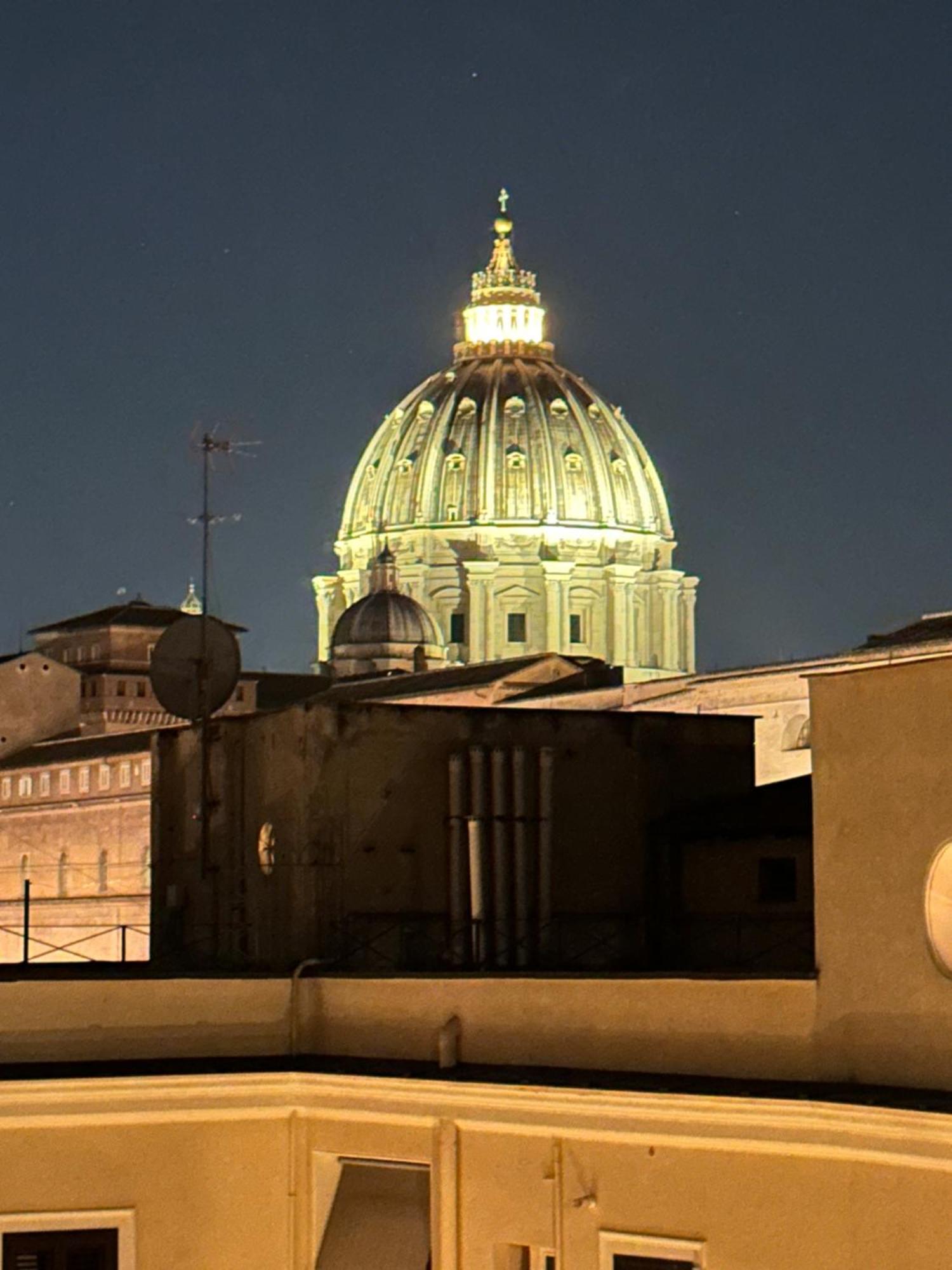 Ricettiva Risorgimento San Pietro E Musei Vaticani Roma Eksteriør bilde